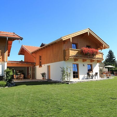 Pension Schweizerhaus Garni ไวอาร์น ภายนอก รูปภาพ