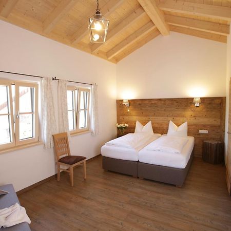 Pension Schweizerhaus Garni ไวอาร์น ภายนอก รูปภาพ