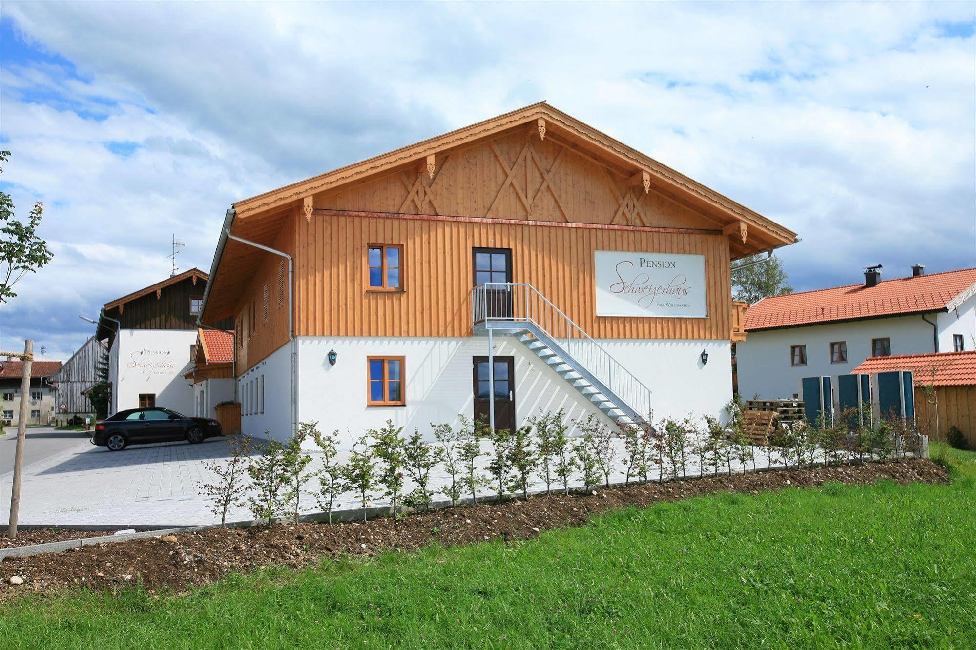 Pension Schweizerhaus Garni ไวอาร์น ภายนอก รูปภาพ