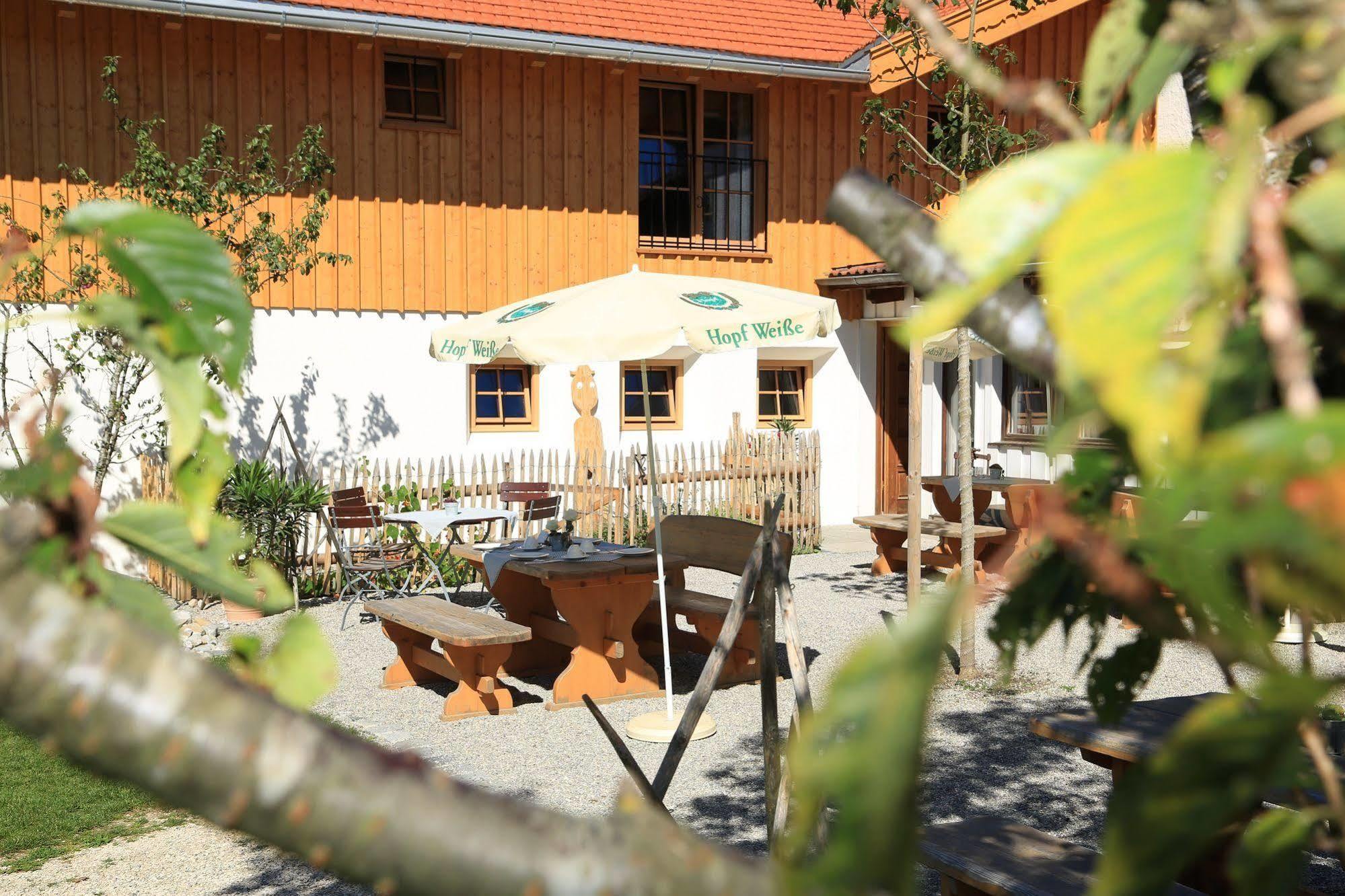 Pension Schweizerhaus Garni ไวอาร์น ภายนอก รูปภาพ